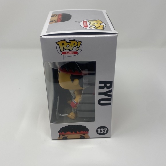 Street Fighter Ryu Funko - Picture 2 of 4